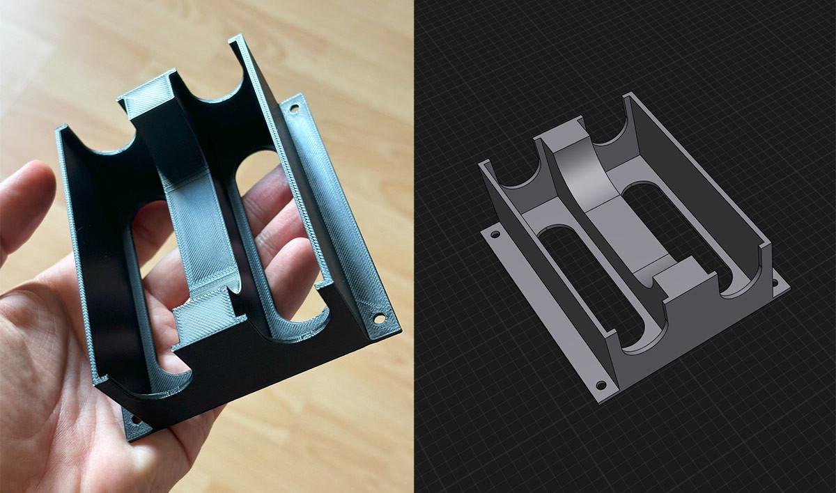 Links Druck eines Festplattenhalters, rechts das CAD Modell